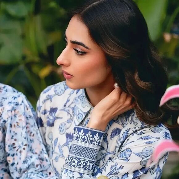 VANYA PAKISTANI DESIGNER AUTHENTIC FLORAL 2 PIECE DRESS COORD SET - Picture 8 of 12